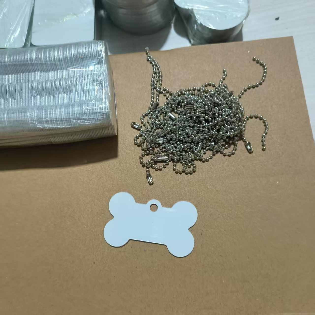 100 قطعة/الوحدة فارغة التسامي  - مراجعة Coaster Sublimation Blank وسعره