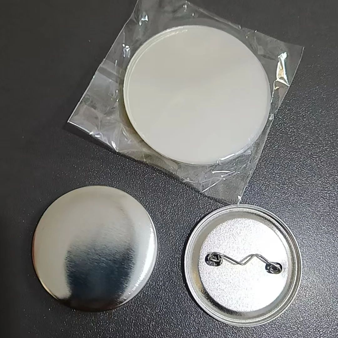 1000 قطعة من أزرار الشارات الم - مراجعة Button Badge Blank وسعره