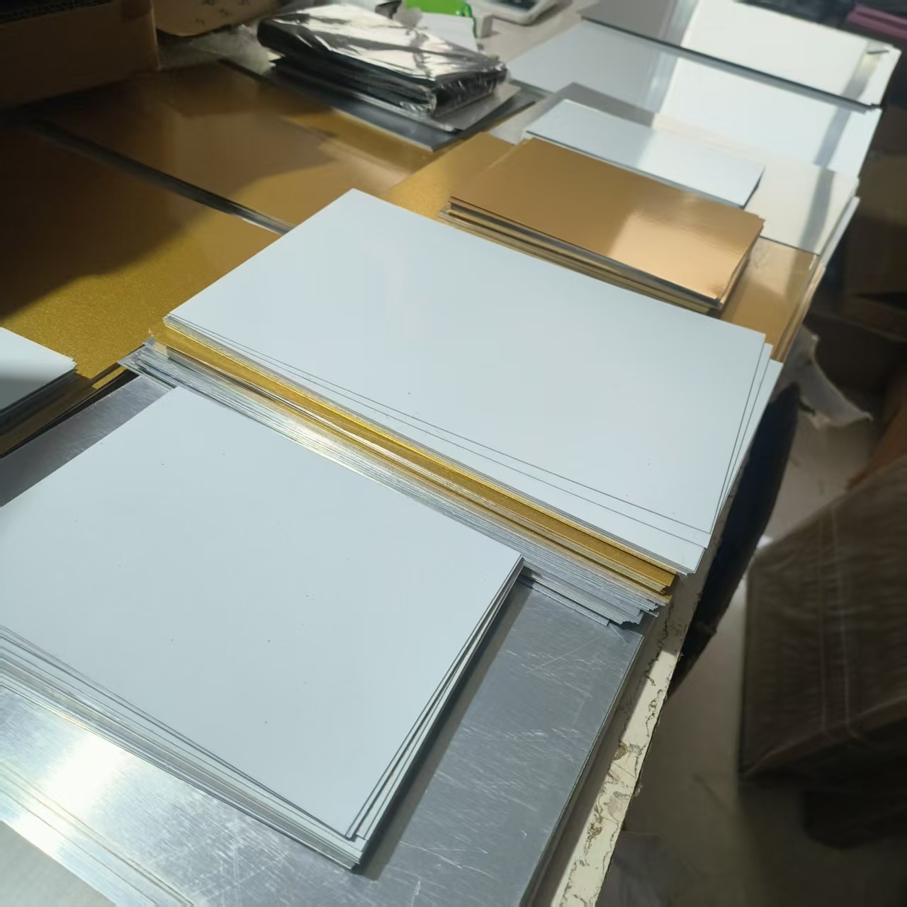 10 أوراق التسامي لوحات الألومن - مراجعة Coaster Sublimation Blank وسعره