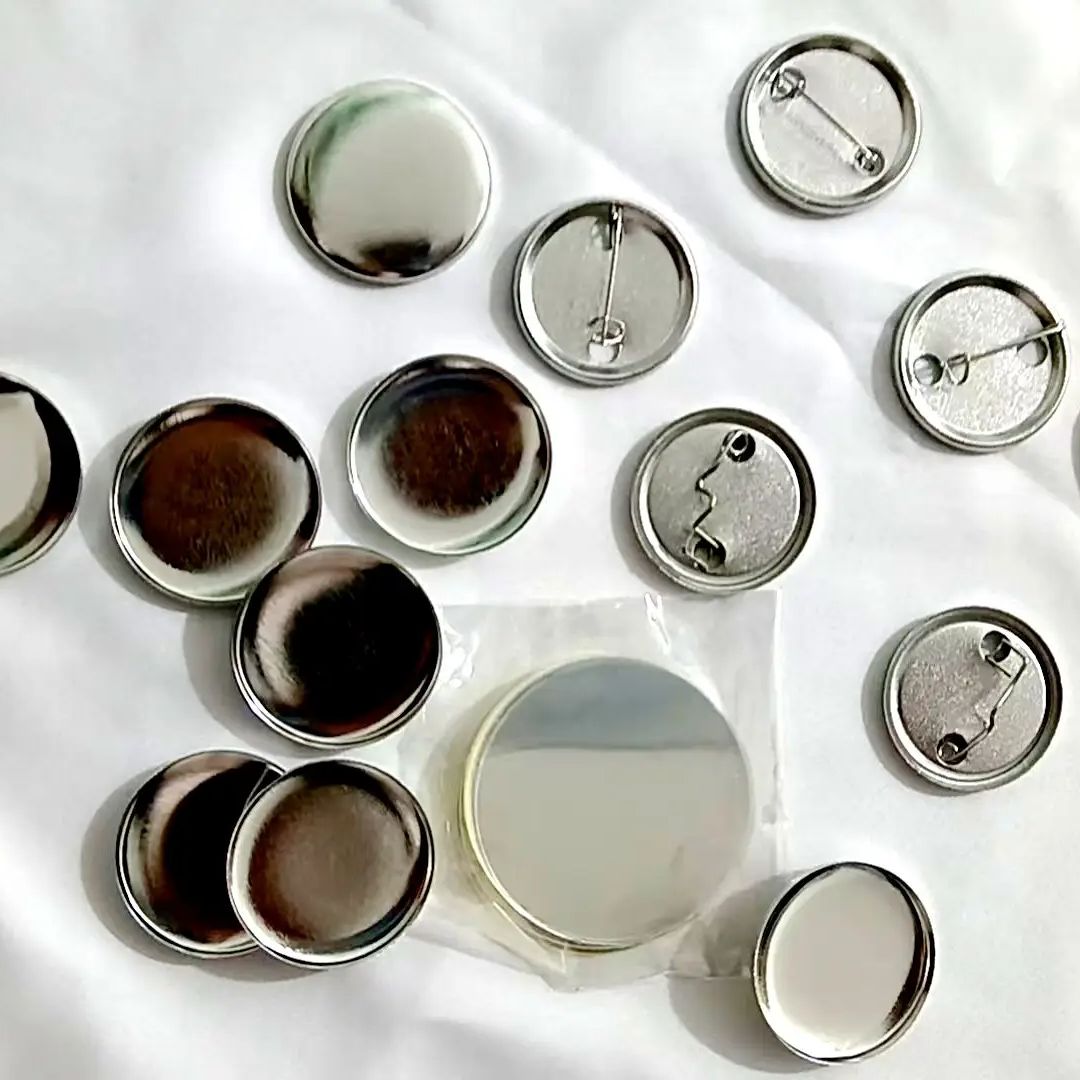 500 قطعة من أزرار الشارات المع - مراجعة Button Badge Blank وسعره
