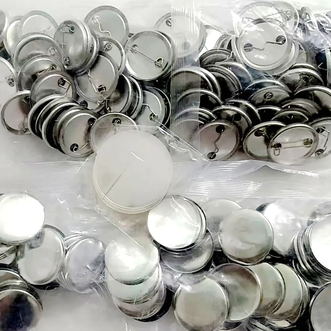 500 قطعة من أزرار الشارات المع - مراجعة Button Badge Blank وسعره